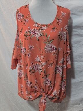Justify Coral Floral Cold-Shoulder Tie-Hem Blouse